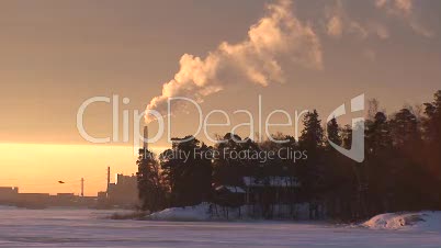 Finnischer Wald und Industrie