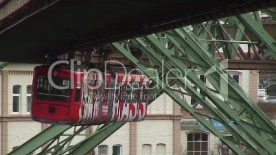 Schwebebahn