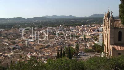 Blick über die Stadt Àrta
