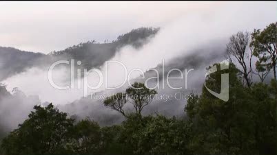 Nebel und Wolken über Madagaskar