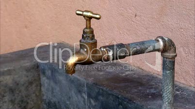 Malawi: Wasser tropft von TAP 1
