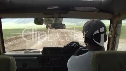 Fahrt im Jeep in Afrika-Ngorongoro-Krater