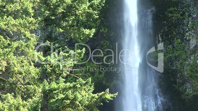 Latourell Waterfall