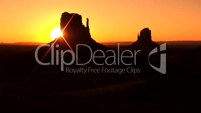Monument Valley, sunrise, time lapse