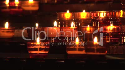HD1080i Kerzen in der Kirche