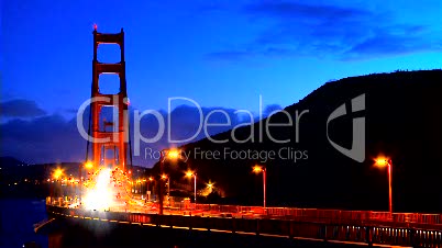 Autos auf Golden Gate Bridge