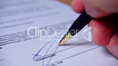 HD720p Eine Unterschrift auf dem Vertrag