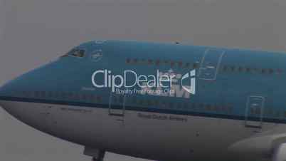 HD1080i "KLM" Flugzeug startet