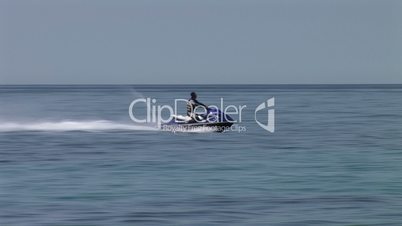 Jetskifahrer im Meer