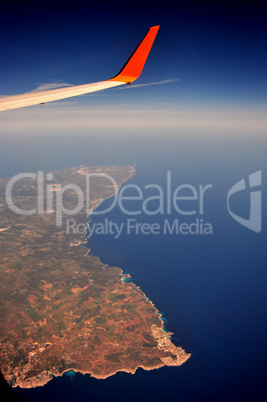 Insel Mallorca aus dem Flugzeug. Ideal für Werbeplakat.