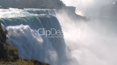 Niagara Falls, Schwenk Richtung Kanada