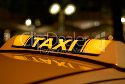 Taxi in der Nacht