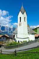 Kirche in den südtiroler Bergen