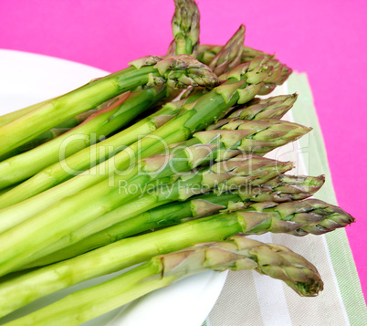 Grüner Spargel