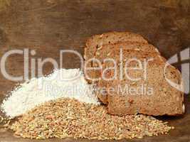 Backzutaten und Brot