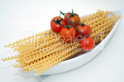 Pasta und Tomaten