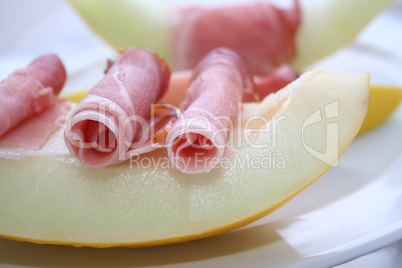 Honigmelone mit Schinken