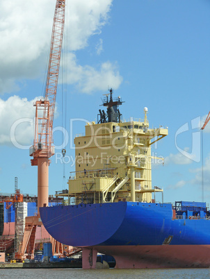 Im Hafen von Emden