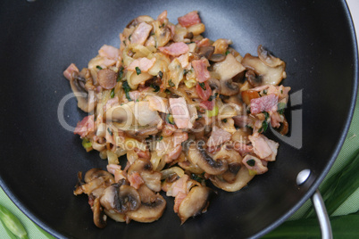 pilzpfanne pilzpfanne