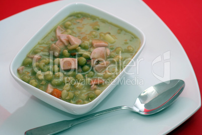 Erbsensuppe