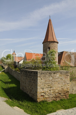 historische Stadtmauer in Franken