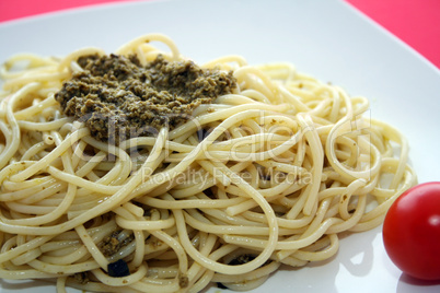 Pasta mit Pesto