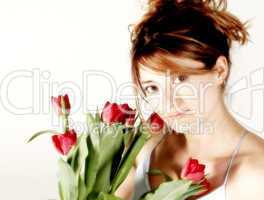 Frau mit Tulpen