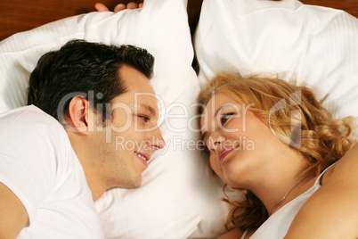 Paar im Bett 12
