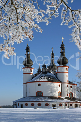 Kirche im Winter