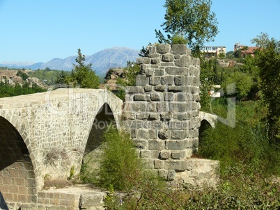 Alte Brücke bei Side