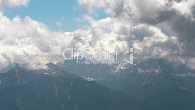 Alpspitze & Zugspitze in Wolken