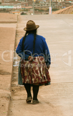Frau auf Straße