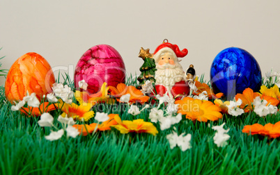 Ostereier + Nikolaus / Easter Eggs + Santa Claus