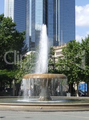 Brunnen an der Alten Oper in Frankfurt