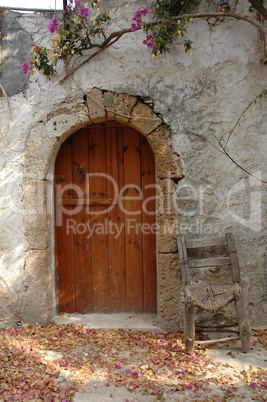 Tür an einem alten Haus in Milatos
