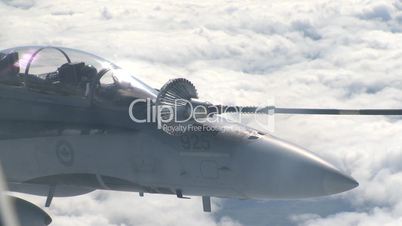 aerial F18s refuel