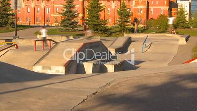 HD2009-5-10-14 skateboard park hispd