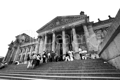 Reichstag Westportal, Besucherzugang