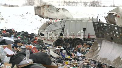 landfill caterpiller g truck