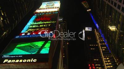 Ads night times square spin