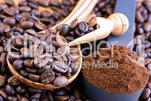 Bohnenkaffee und frisch gemahlenem Kaffee