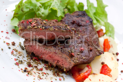 Steak mit Salat