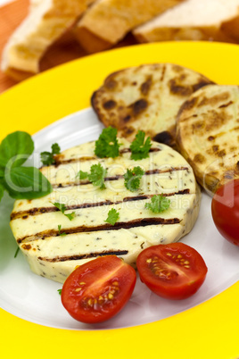 Gebackener Camembert,Bratkartoffeln