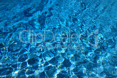 Wasseroberfläche im Schwimmbad .. Water surface in a pool