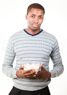 Man holding pop corn