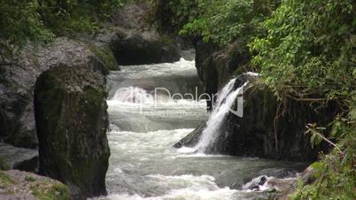 Rio Hollin, Ecuador.