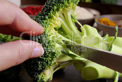 Brokolie schneiden