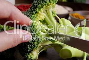 Brokolie schneiden