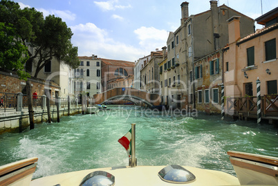 Bootsfahrt durch Venedig