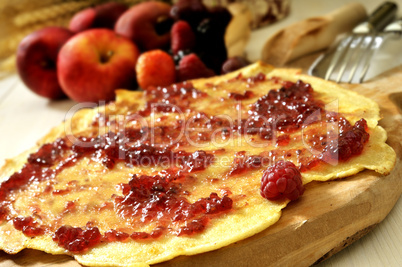 Pfannkuchen mit Marmelade